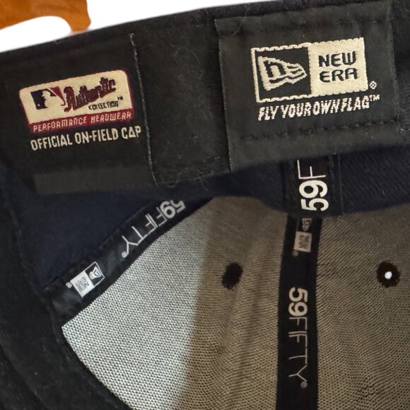 VINTAGE Seattle Mariners Wide Brim Baseball Hat – Blue with Camo Brim – Barely W - Picture 2 of 3